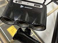 Lot 51 - lot powerbank/sigarettenaansteker-splitter/samsung - afbeelding 2 van  3