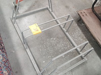 Lot 51 - metalen fietsrek - afbeelding 1 van  2