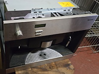 Lot 51 - miele inbouw koffieapparaat - afbeelding 1 van  3