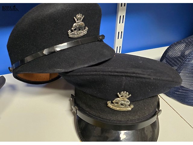 Lot 51 - nigeria 1 kepie - afbeelding 1 van  3