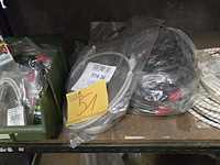 Lot 51 - pc kabel in verpakking - afbeelding 1 van  3