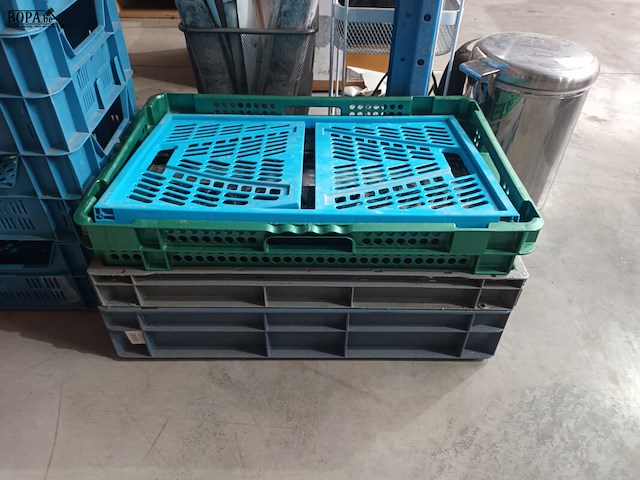 Lot 51 - pvc bakken. 14 stuks - afbeelding 2 van  3