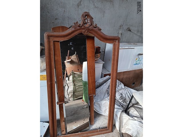 Lot 51 - retro kader en spiegels - afbeelding 1 van  2