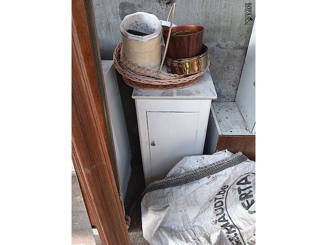 Lot 51 - retro kader en spiegels - afbeelding 2 van  2