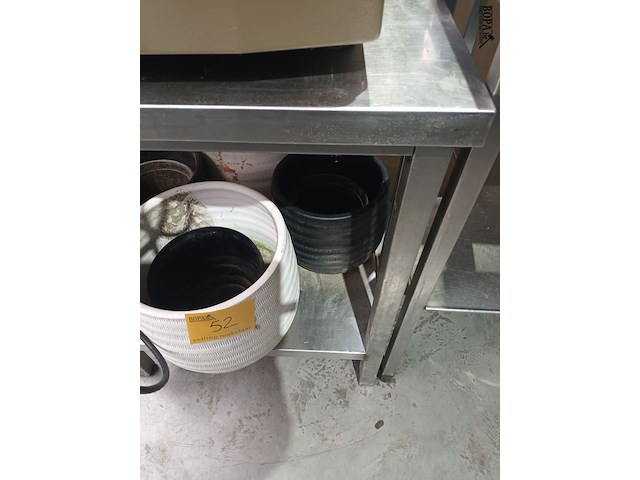 Lot 51 - rvs werktafel - afbeelding 2 van  3