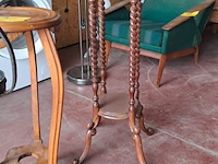 Lot 51 - set van 3 plantenhouders - afbeelding 4 van  4