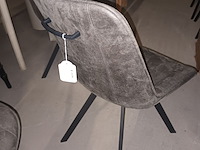 Lot 51 - stoelen en armstoel ben. 3 stuks - afbeelding 3 van  6