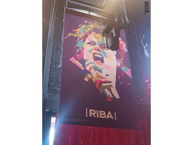 Lot 51 - zeil met afbeelding michael jackson - afbeelding 2 van  3