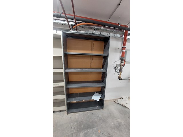 Lot 51 meter lopende stevige metalen rekken - afbeelding 3 van  32