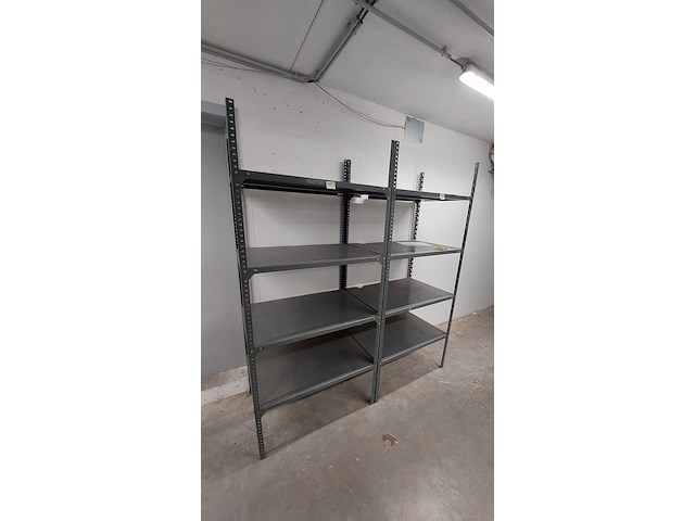 Lot 51 meter lopende stevige metalen rekken - afbeelding 8 van  32