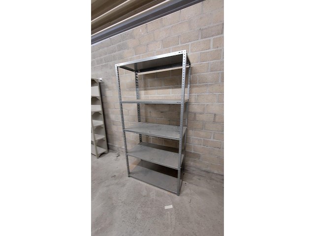 Lot 51 meter lopende stevige metalen rekken - afbeelding 18 van  32