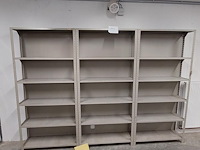 Lot 51 meter lopende stevige metalen rekken - afbeelding 30 van  32