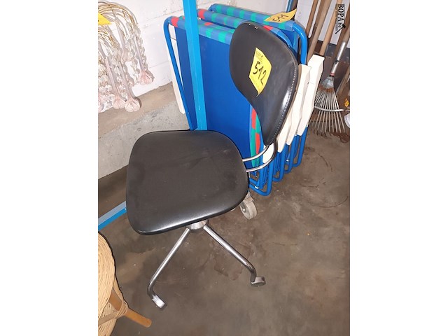 Lot 512 - retro bureaustoel - afbeelding 2 van  3