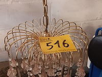 Lot 516 - luster met roze glazen bellen - afbeelding 1 van  4