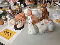 Lot 517 - beeldjes van katten. 15 stuks - afbeelding 3 van  4