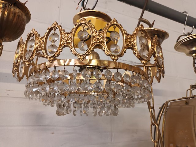 Lot 517 - luster koper en kristallen - afbeelding 2 van  3