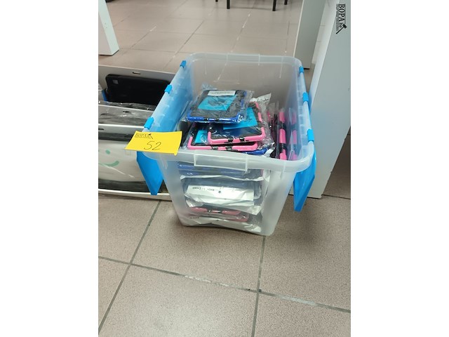 Lot 52 - bescherm cases voor tablets - afbeelding 5 van  6