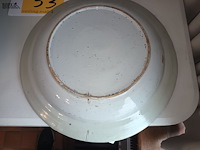 Lot 52 - chinees sierbord met bloemen - afbeelding 4 van  4