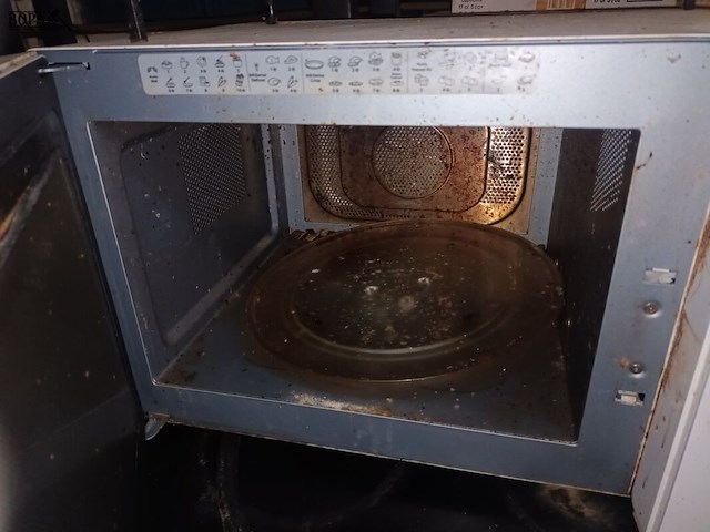 Lot 52 - combi microgolfoven whirlpool - afbeelding 3 van  3