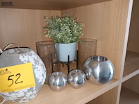 Lot 52 - decoratie en verlichting. 15 stuks - afbeelding 4 van  4