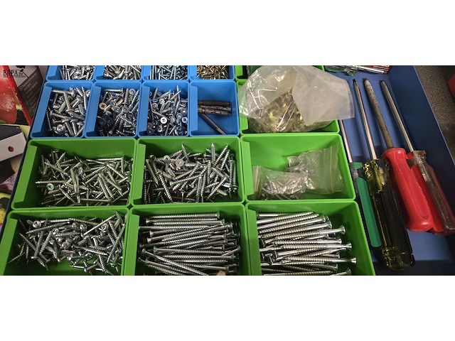 Lot 52 - diverse vijzen en schroevendraaier - afbeelding 3 van  4