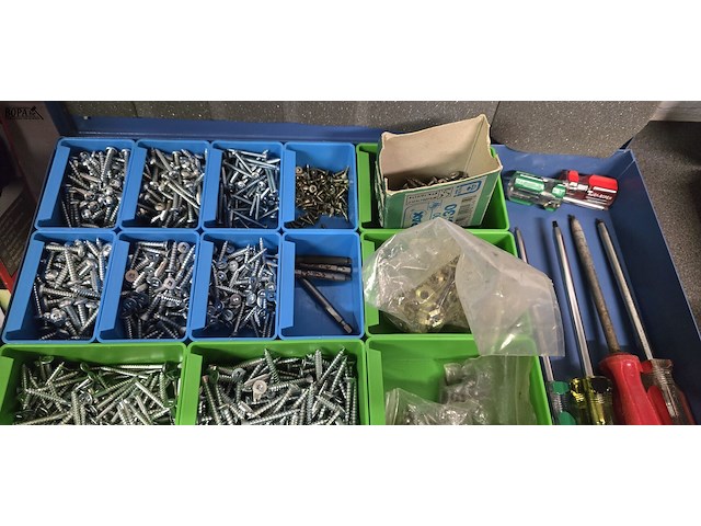 Lot 52 - diverse vijzen en schroevendraaier - afbeelding 4 van  4