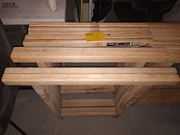 Lot 52 - houten schragen. 7 stuks - afbeelding 1 van  3