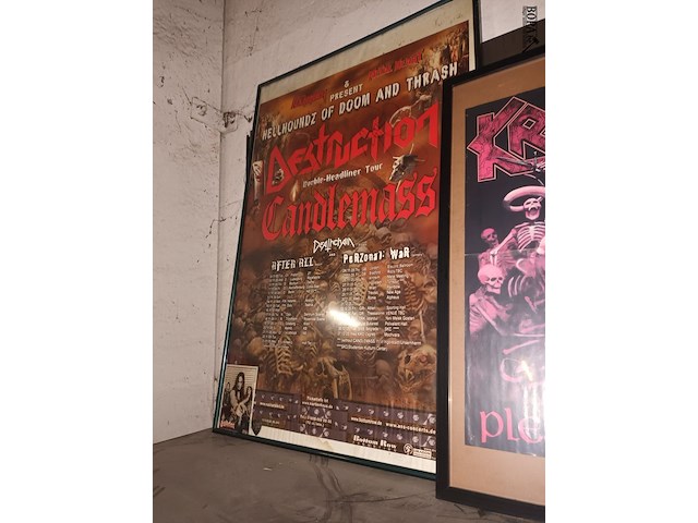 Lot 52 - kaders met metal posters. 3 stuks - afbeelding 4 van  4