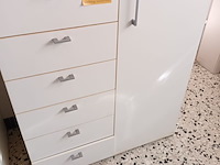 Lot 52 - kast - afbeelding 3 van  3