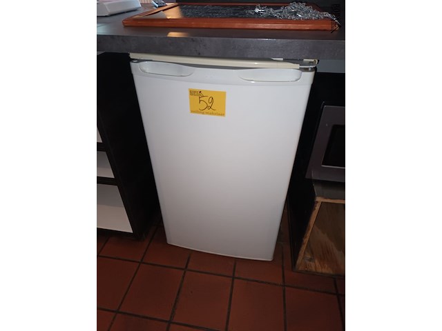 Lot 52 - koelkast beko - afbeelding 1 van  3