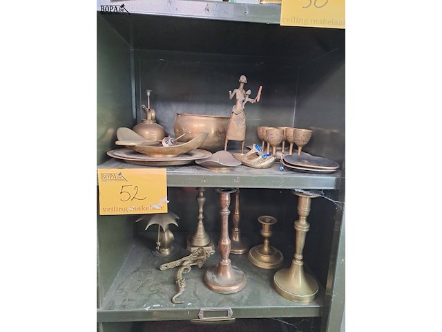 Lot 52 - lot verzameling antieke koperen en bronzen voorwerpen - afbeelding 1 van  6