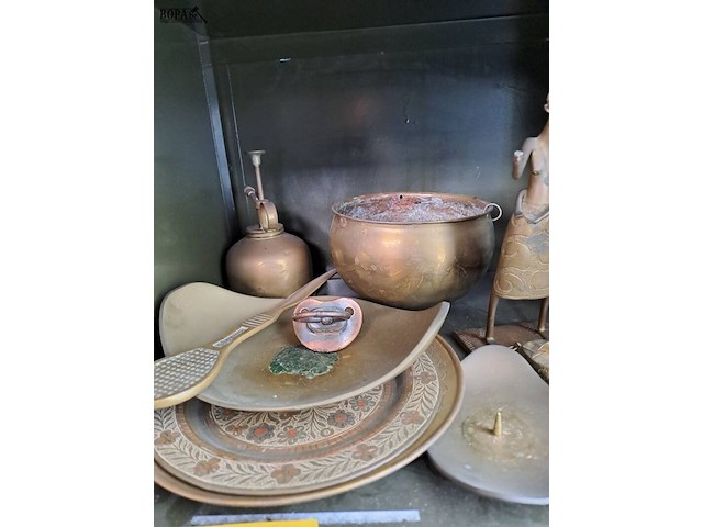 Lot 52 - lot verzameling antieke koperen en bronzen voorwerpen - afbeelding 3 van  6