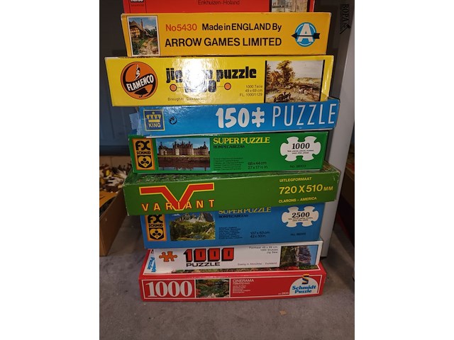 Lot 52 - puzzels. 11 stuks - afbeelding 3 van  4