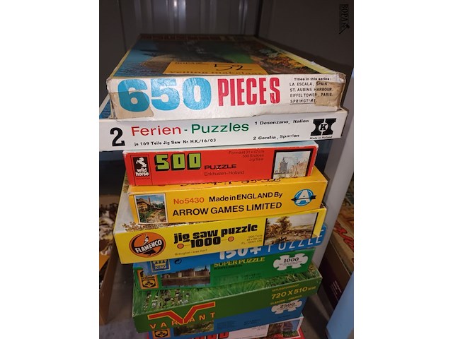 Lot 52 - puzzels. 11 stuks - afbeelding 4 van  4