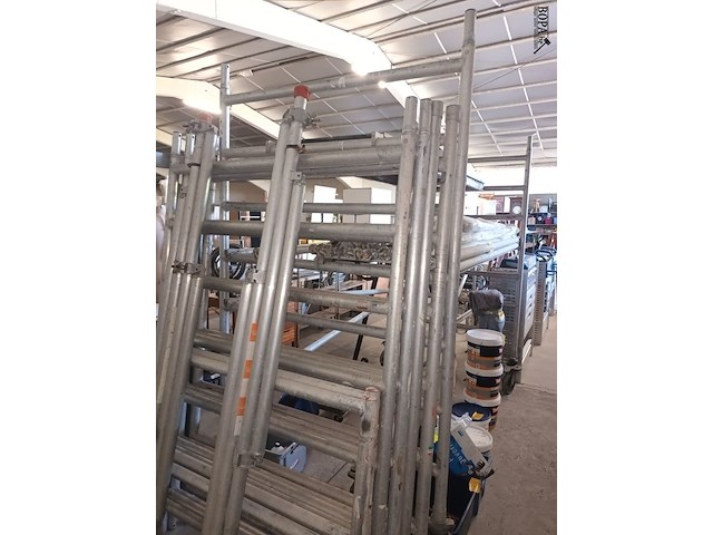 Lot 52 - rolsteiger altrex - afbeelding 3 van  6