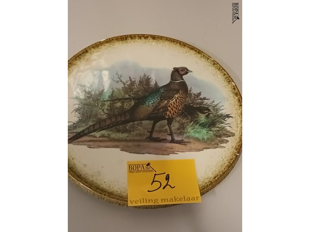 Lot 52 - sierbord in keramiek - afbeelding 1 van  3