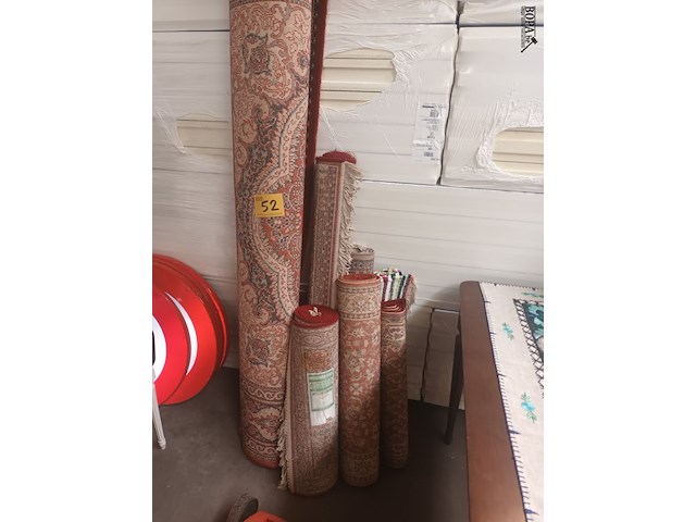 Lot 52 - tapijten. 7 stuks - afbeelding 1 van  4