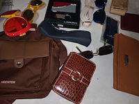 Lot 52 - tassen en brillen - afbeelding 3 van  6