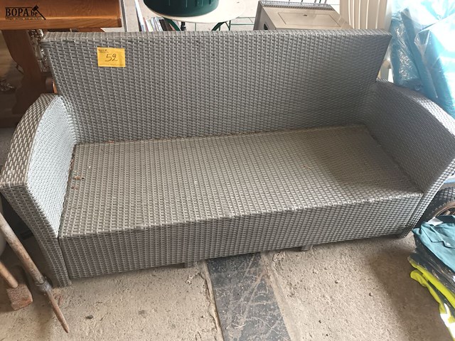 Lot 52 - tuinbank - afbeelding 1 van  3