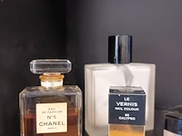 Lot 52 - verzorging chanel. 4 stuks - afbeelding 2 van  3
