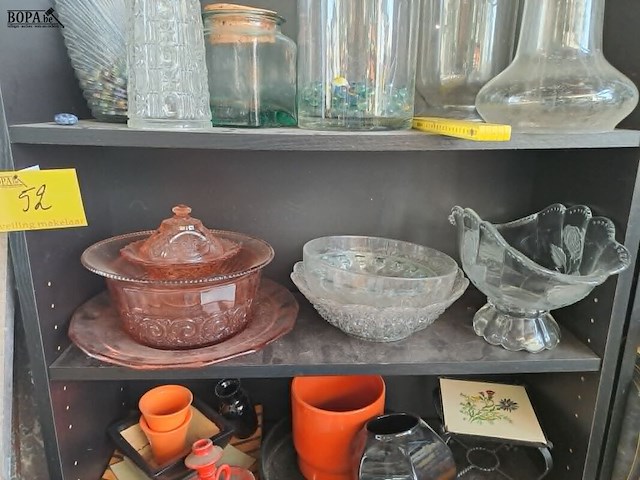 Lot 52 - vintage glazen servies oa. rosaline glas - afbeelding 1 van  6