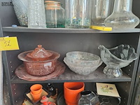 Lot 52 - vintage glazen servies oa. rosaline glas - afbeelding 1 van  6