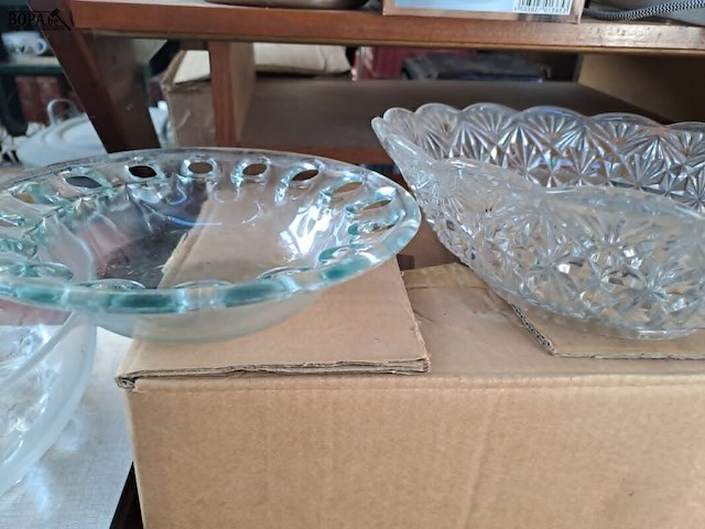 Lot 52 - vintage glazen servies oa. rosaline glas - afbeelding 3 van  6