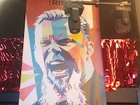 Lot 52 - zeil met afbeelding james hetfield - afbeelding 3 van  3