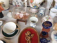 Lot 520 - decoratie in porselein. 50 stuks - afbeelding 3 van  6