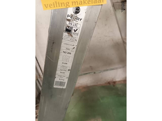 Lot 525 - aluminium vouwladder - afbeelding 3 van  3