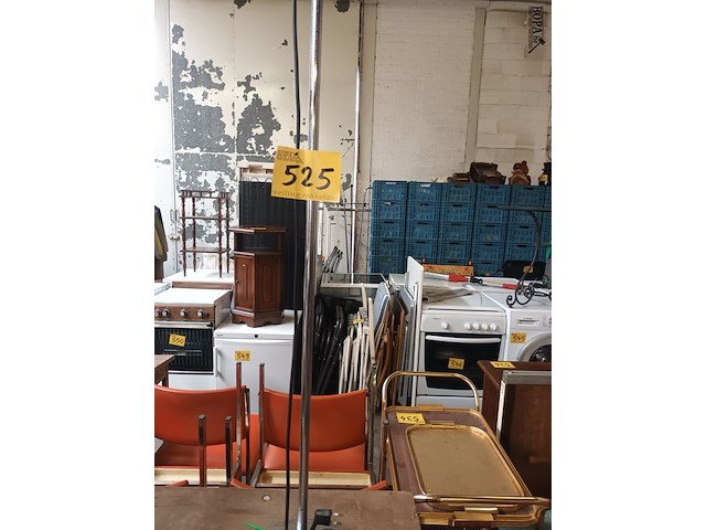 Lot 525 - staande lamp - afbeelding 3 van  3