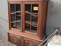 Lot 53 - buffetkastje - afbeelding 1 van  1
