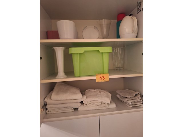 Lot 53 - diversen. inhoud kast - afbeelding 6 van  8