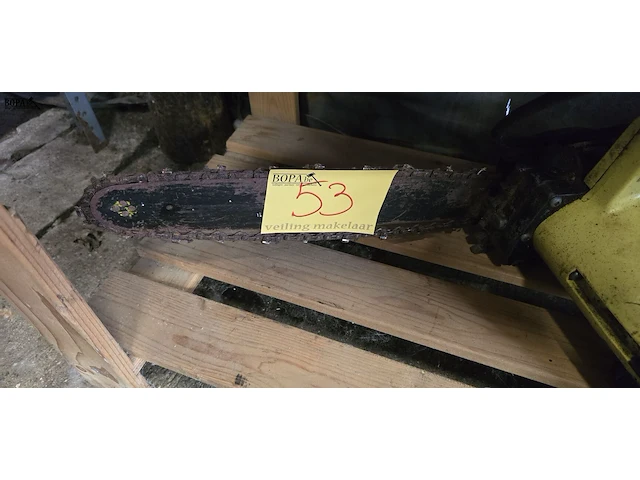 Lot 53 - elektrische kettingzaag partner - afbeelding 4 van  4